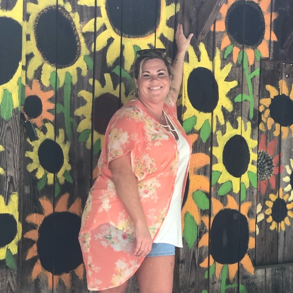 Meet your Posher, Sara - Picture 6 of 8